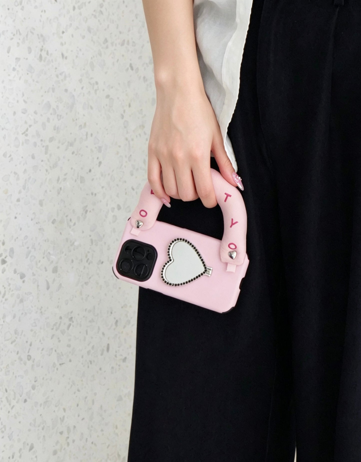 SSEGY Sakura Pink Heart-Shaped Vanity Mirror Phone Case – Featuring an Embroidered "Cloud" Grip for Stress Relief