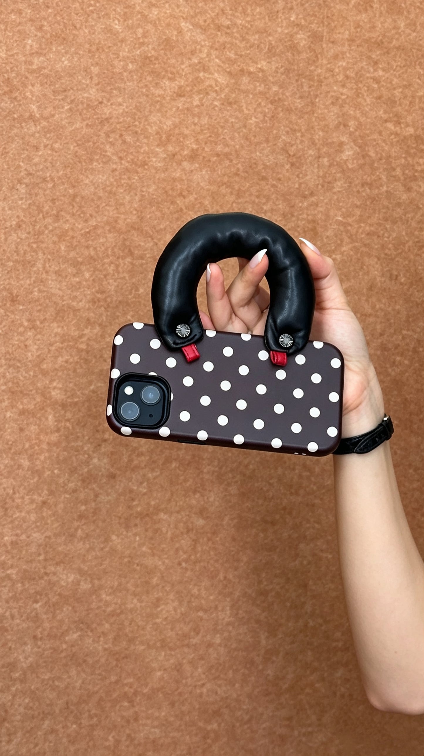 SSEGY Retro Polka Dots Meet Functional Style: Cloud-Style Padded Handle Stress-Relieving Phone Case (for iPhone Series)