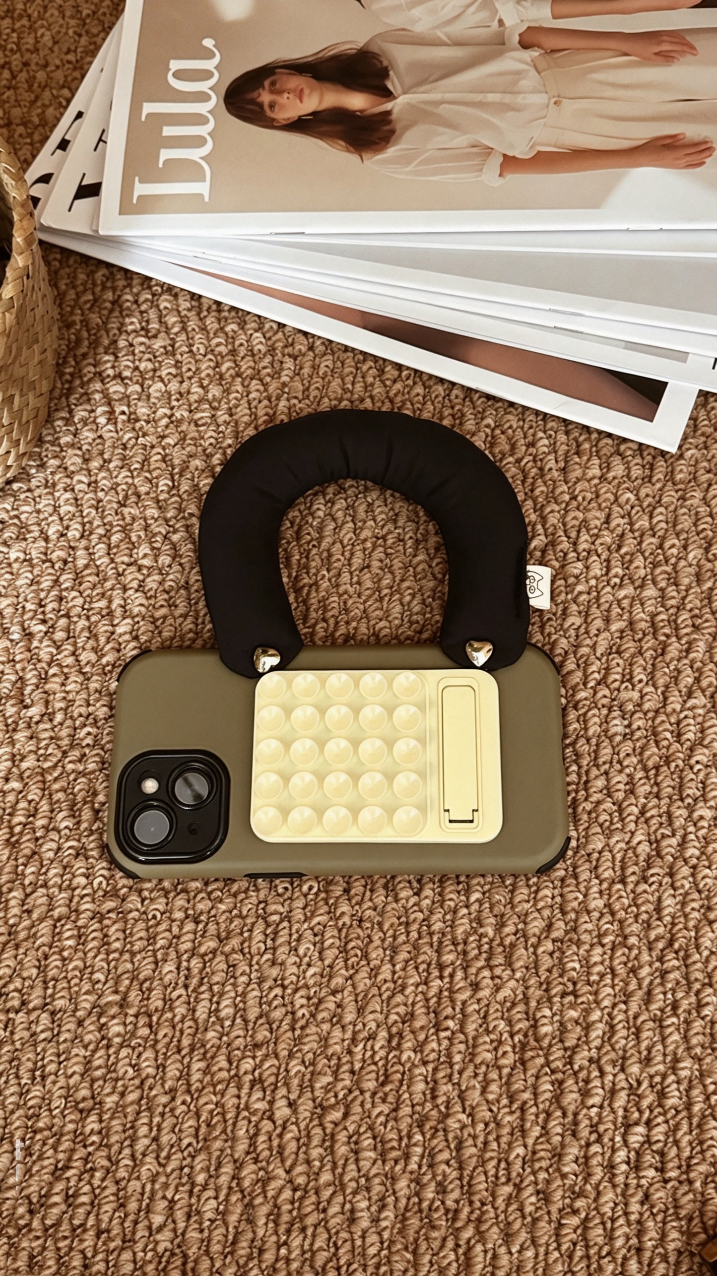 Matte Olive Green 3-in-1 Suction Cup Phone Case – Featuring an Ergonomic Padded Handle & Hidden Kickstand (Compatible with iPhone 14/15/16)