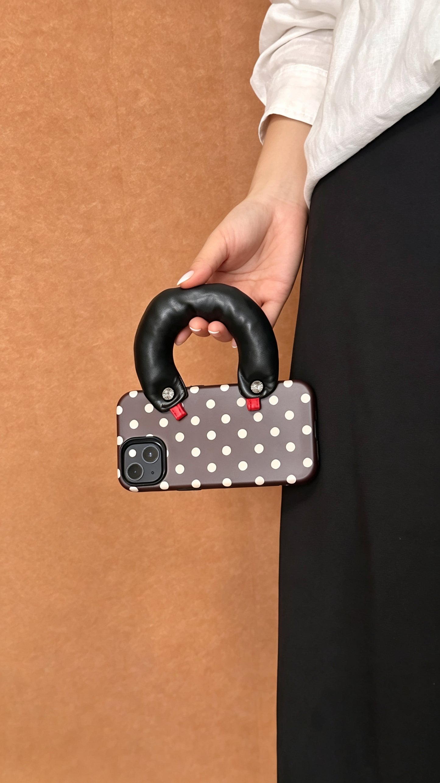 SSEGY Retro Polka Dots Meet Functional Style: Cloud-Style Padded Handle Stress-Relieving Phone Case (for iPhone Series)
